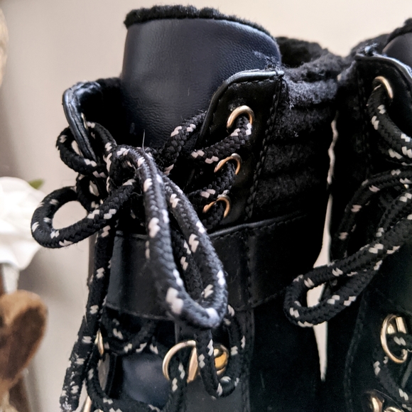 Call it Spring boots black/blue size 6.5 - Picture 5 of 11